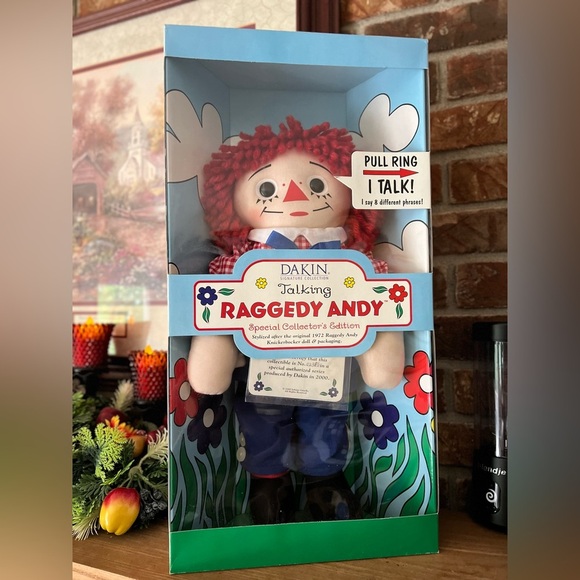 Talking Raggedy Andy Special
Collector's Edition Dakin
Signature Collection - Picture 5 of 5